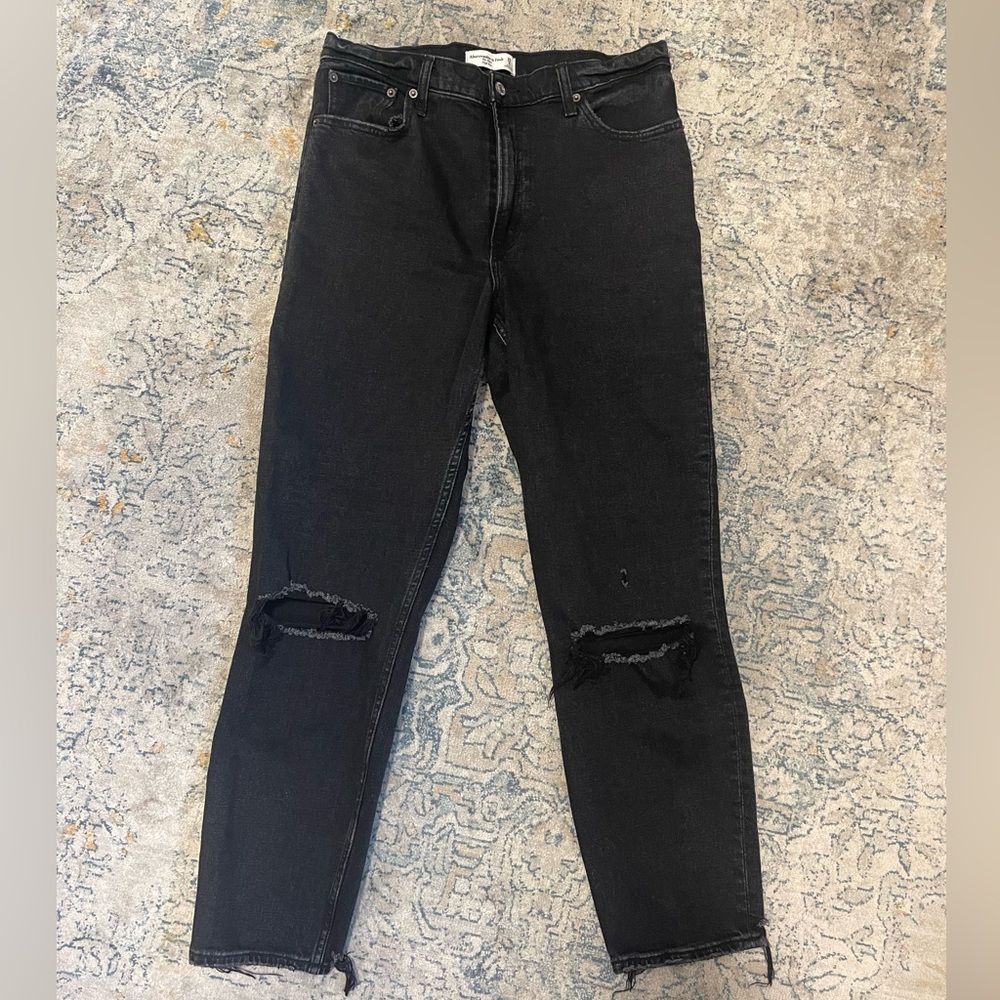 Abercrombie Mom Jean High Rise Black 8L